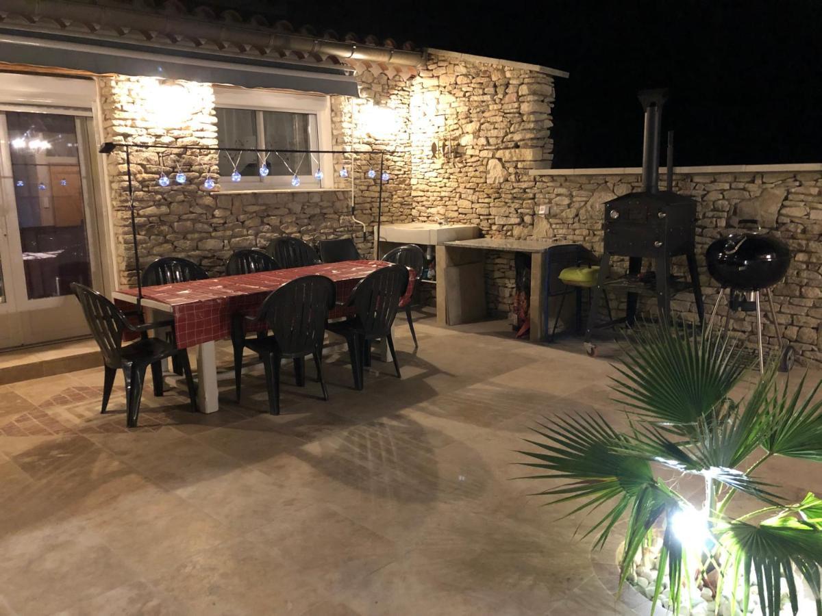 Au Milieu Des Piboules De Provence. Villa ลีล-ซูร์-ลา-ซอร์ก ภายนอก รูปภาพ