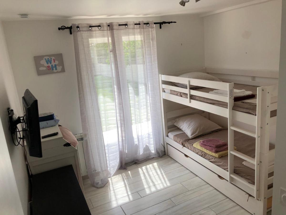 Au Milieu Des Piboules De Provence. Villa ลีล-ซูร์-ลา-ซอร์ก ภายนอก รูปภาพ